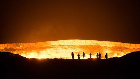 El pozo en llamas se ubica en Turkmenistán, un país muy hermético en Asia.