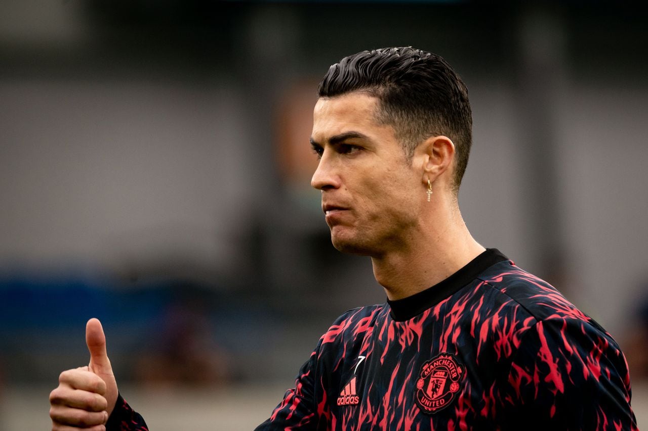 BRIGHTON, ENGLAND - MAY 07: Cristiano Ronaldo of Manchester United warms up ahead of the Premier League match between Brighton & Hove Albion and Manchester United at American Express Community Stadium on May 07, 2022 in Brighton, England. (Photo by Ash Donelon/Manchester United via Getty Images)