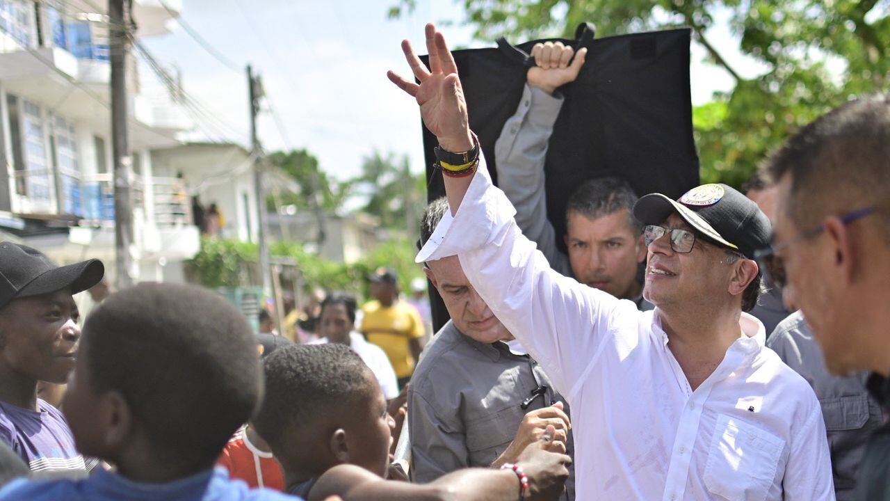 El presidente Gustavo Petro se acercó a la población de Nariño previo al encuentro.