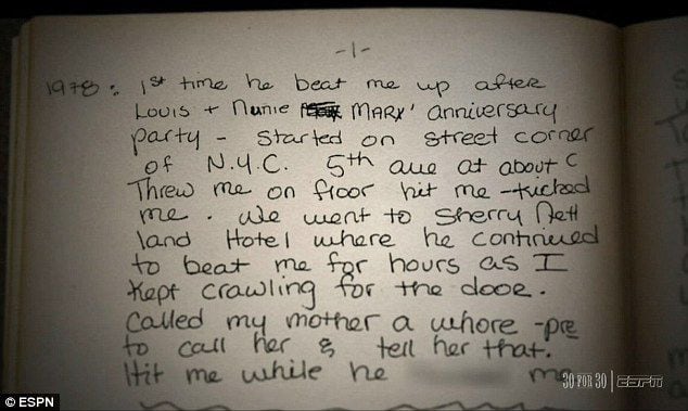 En sus diarios, escritos a mano, Nicole Brown llevaba un registro de las veces en las que O.J. Simpson la golpeó o la maltrato.