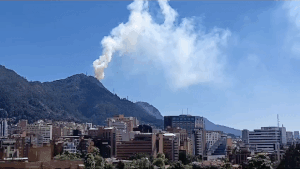 Incendio en los cerros orientales de Bogotá, 24 de enero de 2024.