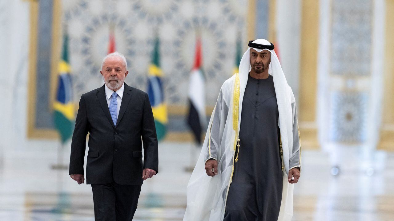 Presidente de Brasil Luiz Inácio Lula da Silva visita Emiratos Árabes Unidos