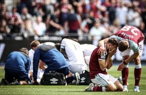 Jugador del Burnley sufrió impresionante lesión