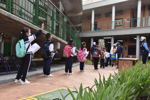 Regreso a clases con alternancia colegio distrital Bellavista
Foto Alexandra Ruiz / Semana