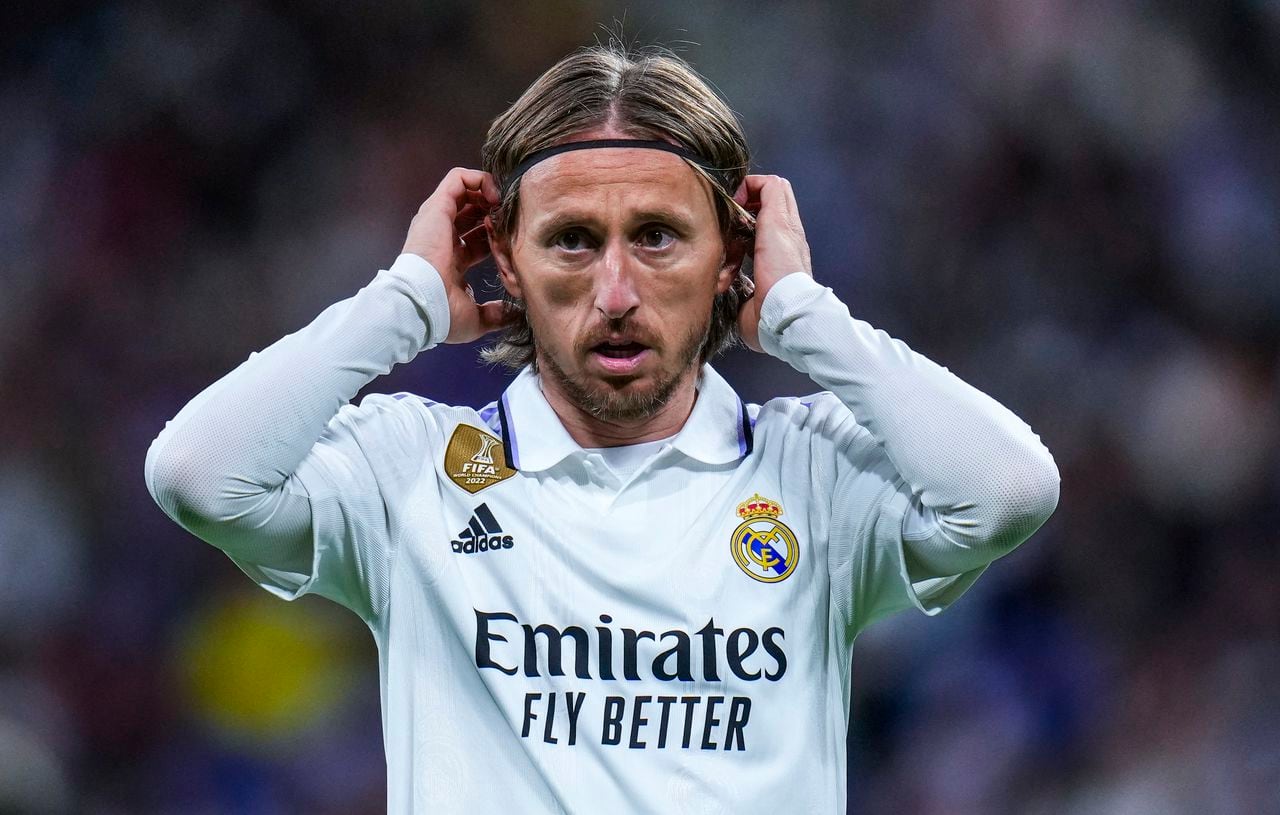 FILE - Real Madrid's Luka Modric gestures during Spanish La Liga soccer match between Real Madrid and Celta Vigo at the Santiago Bernabeu stadium in Madrid, Spain, Saturday, April 22, 2023. Real Madrid midfielder Luka Modric has injured his left thigh barely a week ahead of the Copa del Rey final and the Champions League semifinals, the Spanish club said Friday, April 28, 2023. (AP Photo/Manu Fernandez, File)