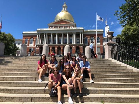 Harvard Stem Camp, el campus de una de las mejores universidades del mundo en Boston, Estados Unidos, abre sus puertas a campistas de 12 a 17 años de todo el mundo.