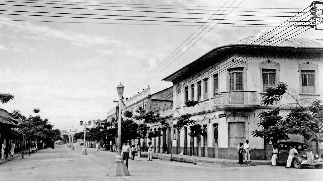 Especial Cundinamarca, Girardot Historia