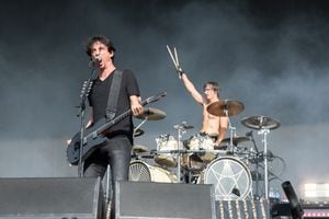 Joe y Mario Duplantier de Gojira en el Festival Aftershock de 2019. Foto: Miikka Skaffari/FilmMagic.