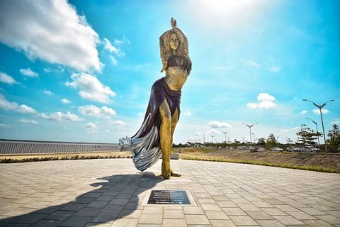 Estatua de Shakira en Barranquilla.