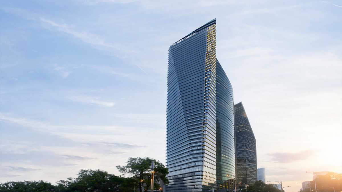 With the opening of the Ritz-Carlton in Mexico City, Marriott International now has 300 hotels in Latin America.
