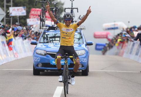 Darwin Atapuma, ciclista colombiano.