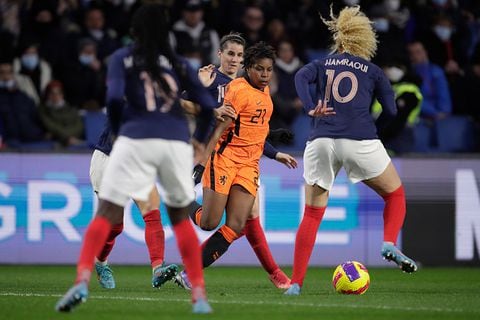 Kheira Hamraoui con la selección de Francia.