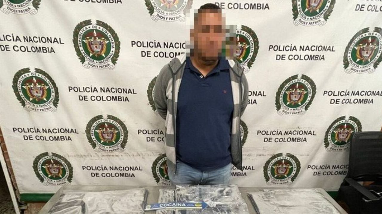El capturado, quien pretendía viajar a España, llevaba 9 kilos de cocaína en su equipaje.