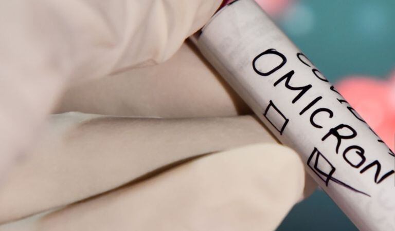 Según el Ministerio de Salud, ómicron ya es la variante predominante del covid-19 en Colombia