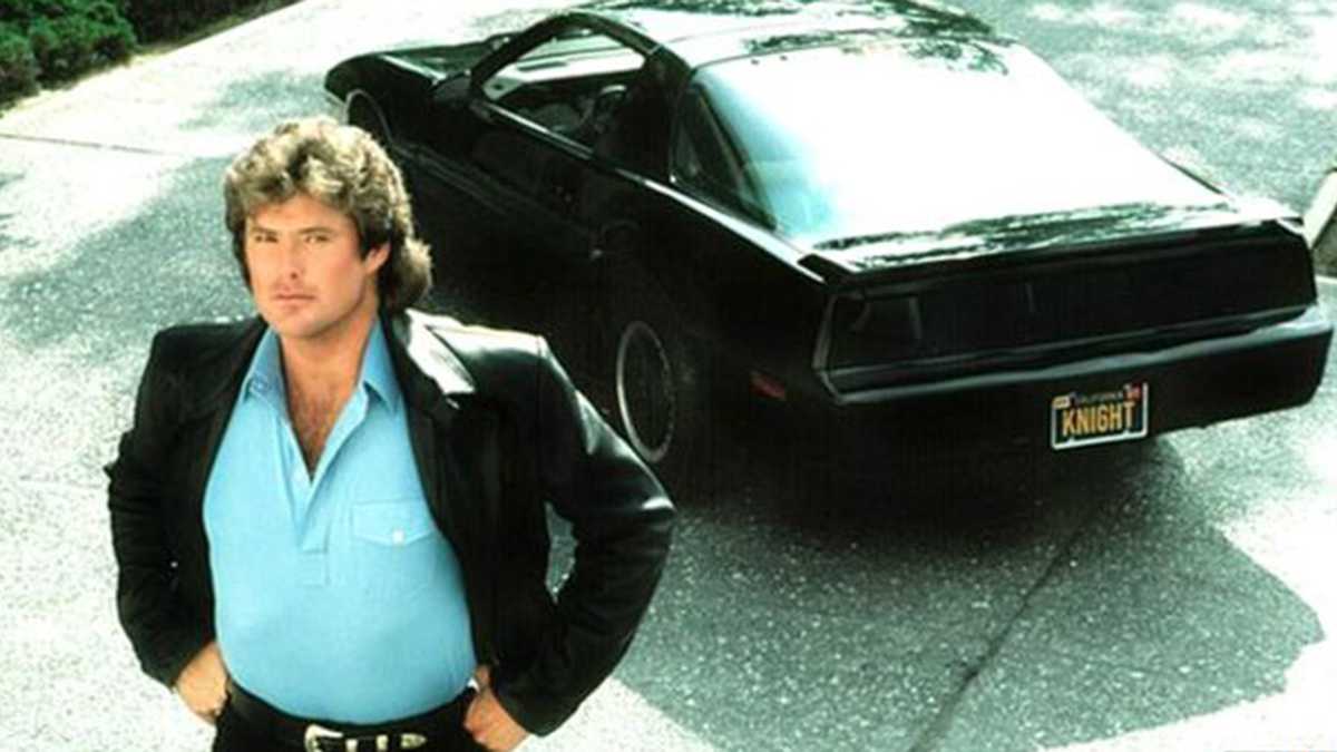 El "Auto fantástico" fue transmitida en EE.UU. desde 1982 hasta 1986 y fue protagonizada por David Hasselhoff. 