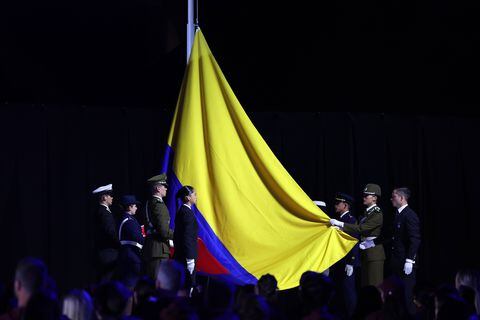 SANTIAGO, CHILE - NOVEMBER 05: Colombian flag is raised during the Closing Ceremony of Santiago 2023 Pan Am Games at Estadio Bicentenario de La Florida on November 05, 2023 in Santiago, Chile. Barranquilla will host the next edition of the Pan Am Games in 2027. (Photo by Ezra Shaw/Getty Images)