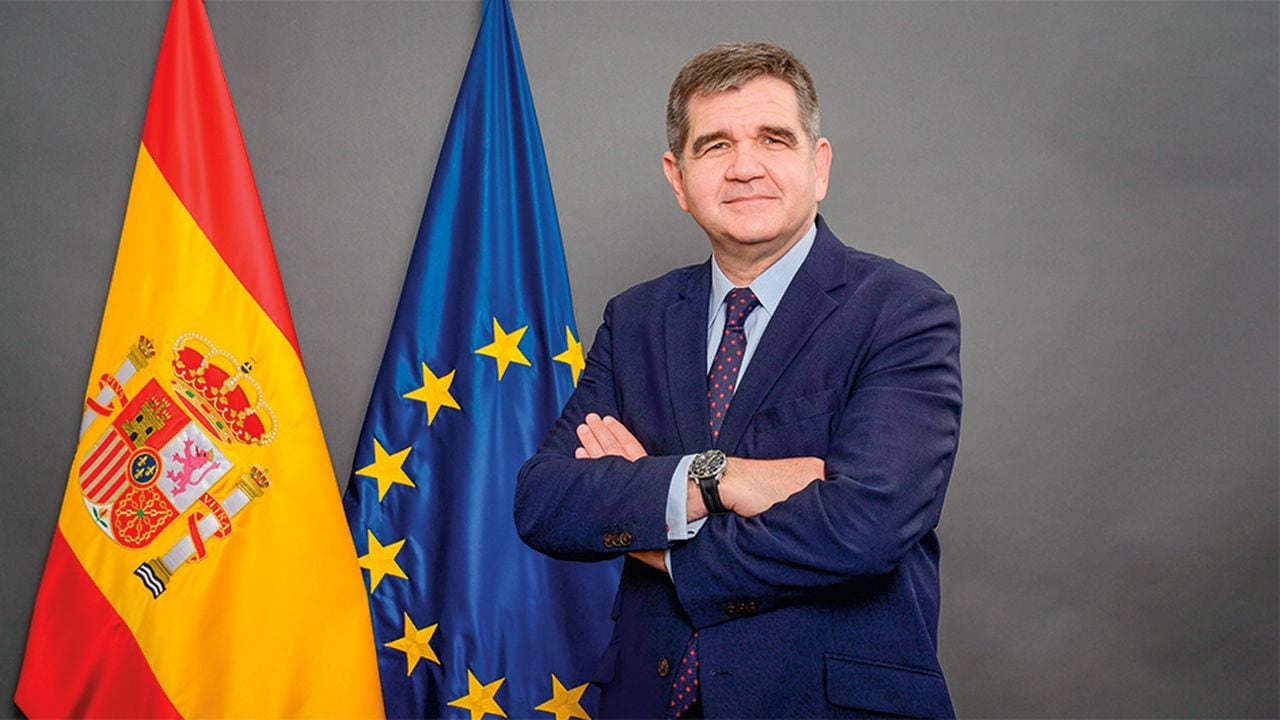   El embajador de España en Colombia, Joaquín María de Arístegui, aseguró que su país abogará siempre para que la Unión Europea respalde y apoye los procesos de paz del Gobierno colombiano con el ELN y demás organizaciones armadas. 
