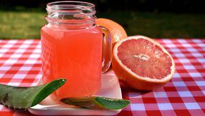 Tomar con frecuencia este jugo de aloe y naranja puede ayudar a disolver los cálculos renales.