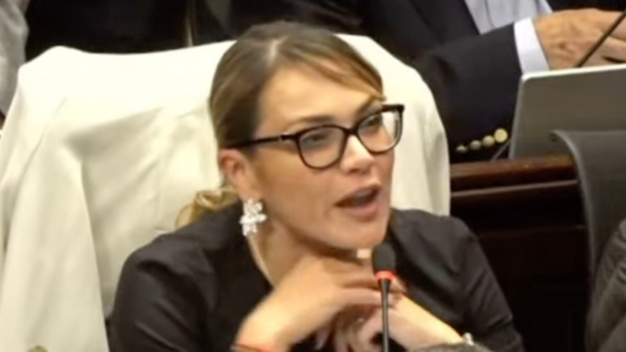 Carolina Arbeláez se despacha contra el petrismo por matoneo a promotoras de  la subcomisión de la reforma a la salud: “Infame”.