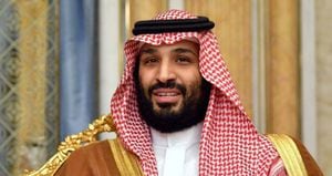 REUTERS / El príncipe heredero de Arabia Saudita, Mohamed Bin Salmán esperaba que Aramco recibiera una mayor valoración en el mercado bursátil. 