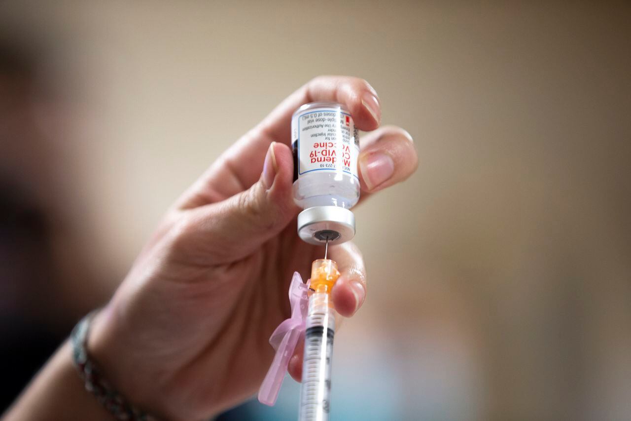 Canadá aprueba vacuna de Moderna