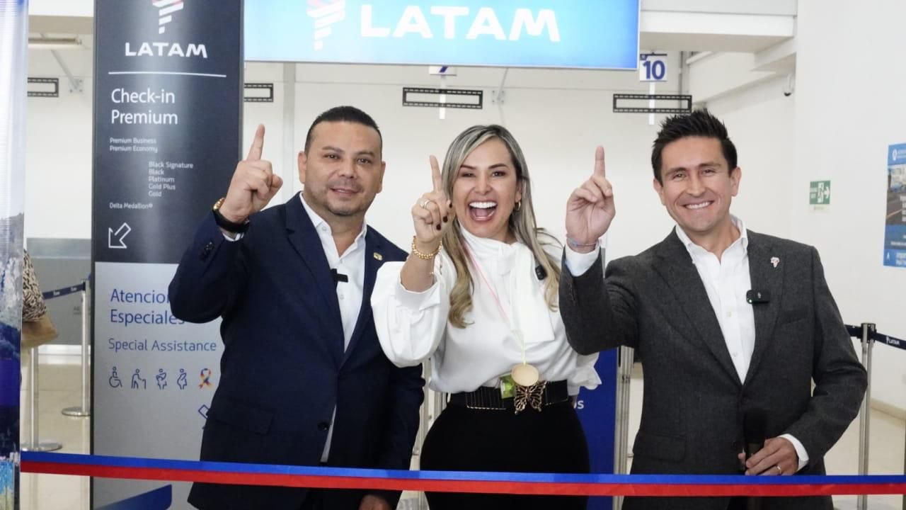 La aerolínea inició operaciones desde Bogotá el pasado domingo 31 de marzo.