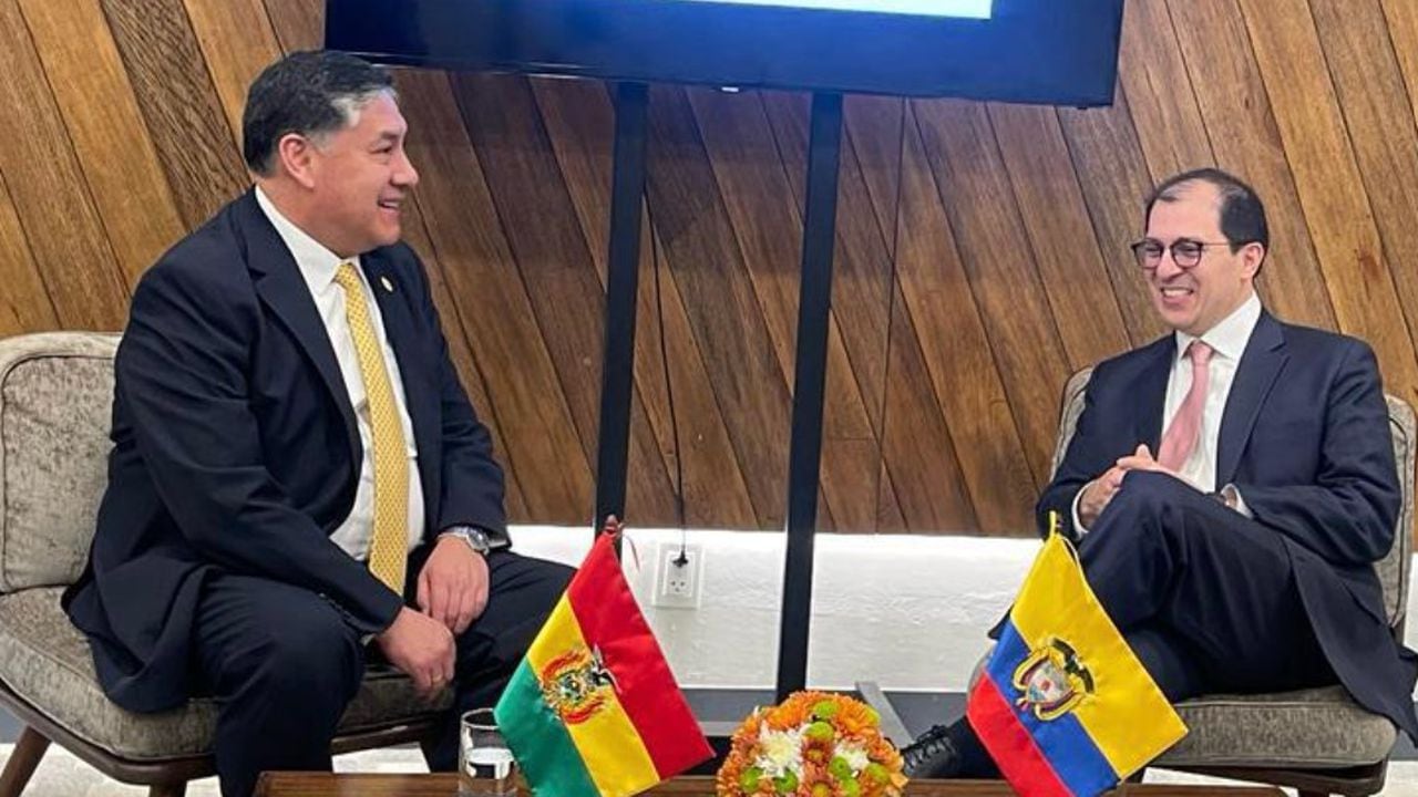 El fiscal Francisco Barbosa viajó a Bolivia como parte de una estrategia de lucha contra la criminalidad transnacional.