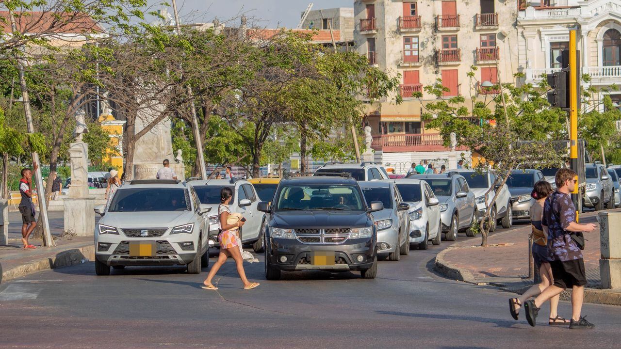 Movilidad en Cartagena - Tráfico en inmediaciones al Camellón de los Mártires