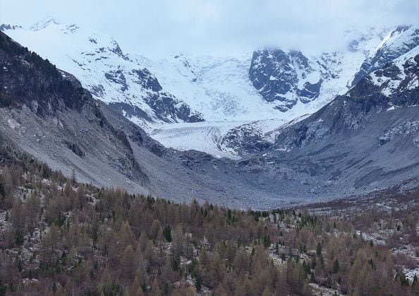 En el sur y el este de Suiza, los glaciares se derritieron casi tanto como durante el año 2022, que marcó un récord.