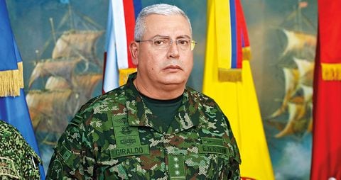general Helder FernÁn Giraldo  Comandante de las Fuerzas Militares