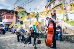 El Festival Internacional de Tango de Medellín 2021 también se tomó las calles de la ciudad. Cortesía de la Secretaría de Cultura Ciudadana