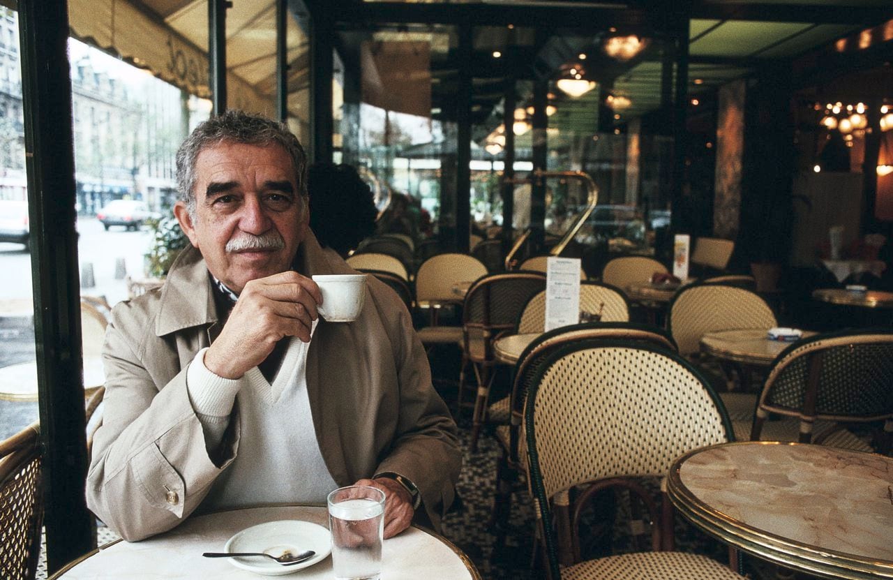 PARIS - SEPTEMBER 11:  Colombian writer and Nobel prize in literature winner Gabriel Garcia Marquez poses for a portrait session on September 11,1990 in Paris,France. (Photo by Ulf Andersen/Getty Images)