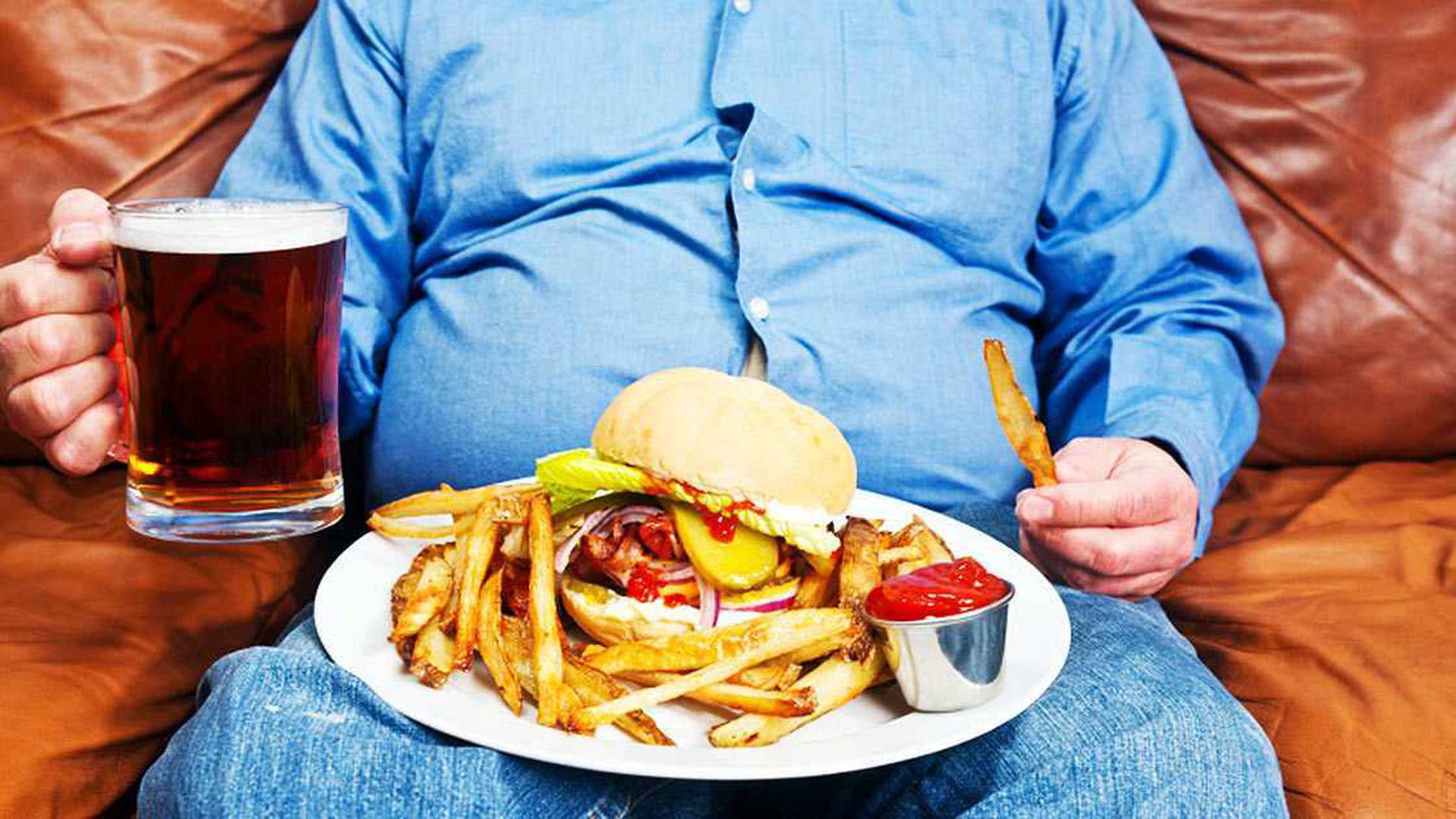 Según los investigadores si la tendencia continua en el futuro cuatro de cada diez adultos en el mundo serán obesos en 9 años.