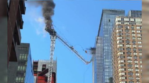 Una grúa colapsó en Nueva York e impactó un edificio; esto es lo que se sabe.