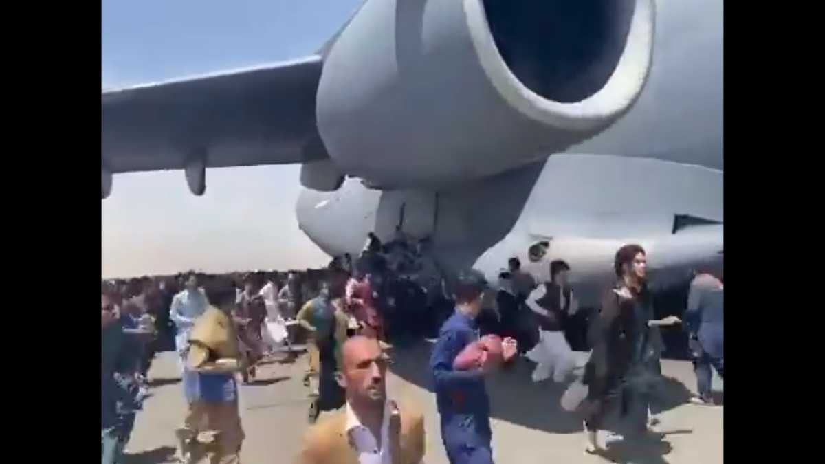 Avión Afganistán