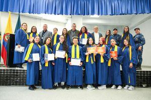 Internas de la cárcel de El Pedregal en la graduación de marketing digital.