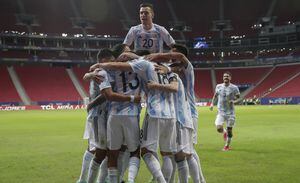 Argentina tras el gol con Paraguay