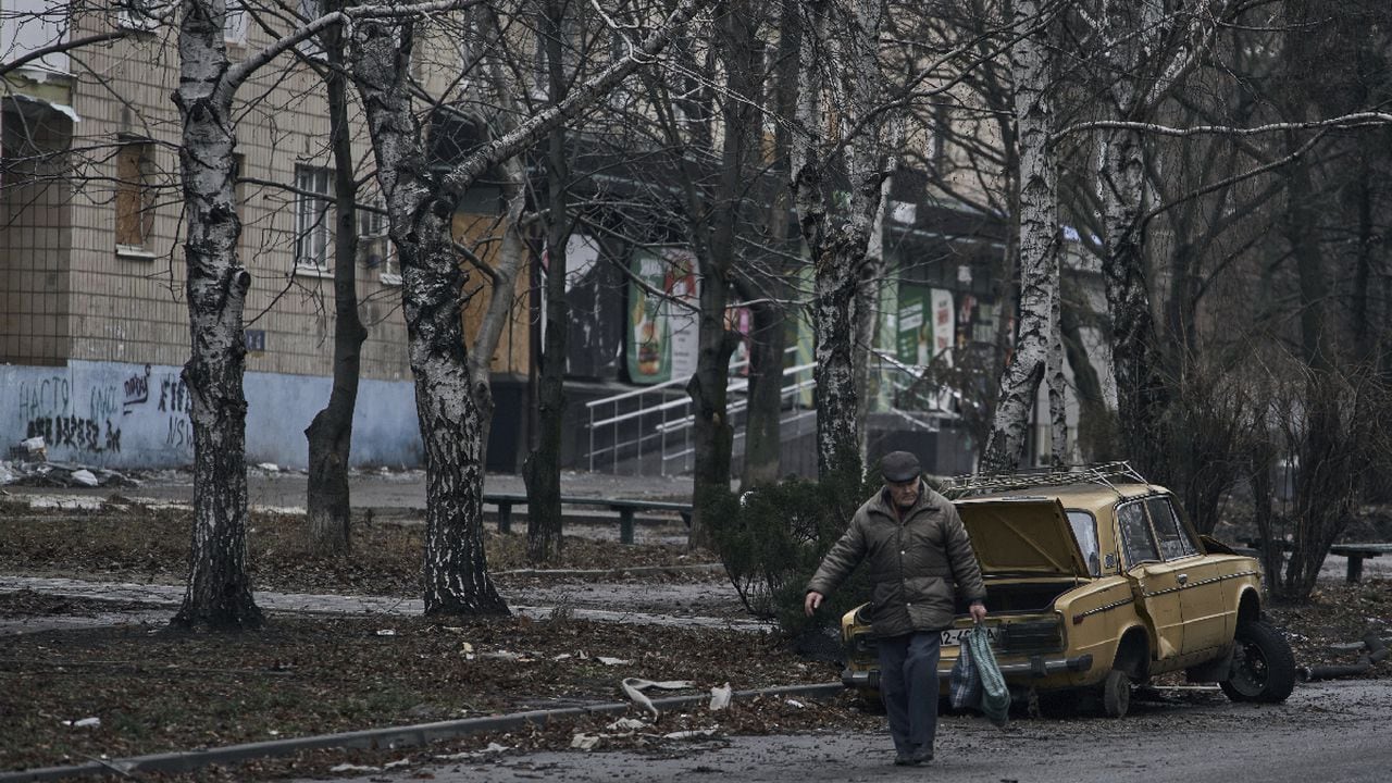 El ataque aéreo contra Kiev se presentó apenas pocas horas después de que el presidente Volodimir Zelenski anunciara el restablecimiento de la energía en varias zonas del país.