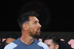 Lionel Messi en el duelo con Cruz Azul.