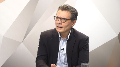Exministro de Salud, Alejandro Gaviria, en entrevista en SEMANA.