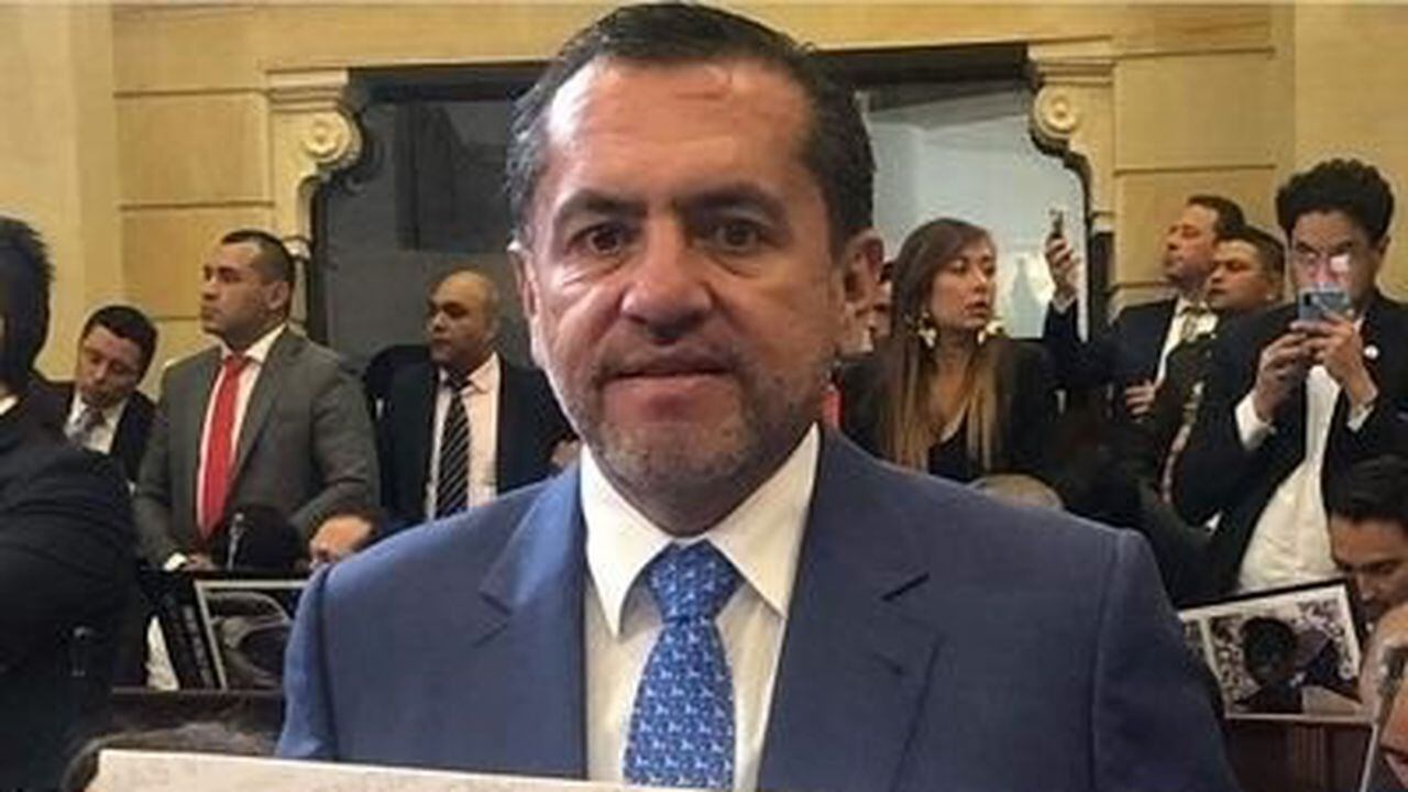 Senador Mario Castaño, señalado de participar en sofisticado entramado de corrupción