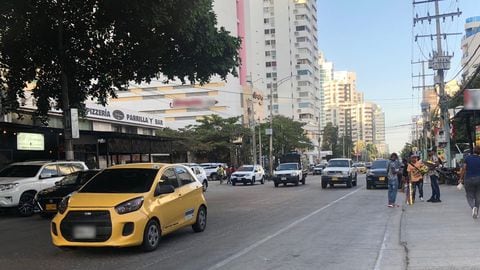 Movilidad en Cartagena - Avenida San Martín, barrio Bocagrande - zona turística