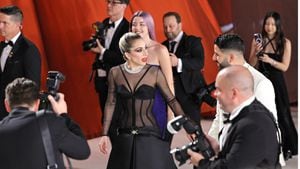 Lady Gaga ante la inesperada situación en los Premios Oscar 2023.