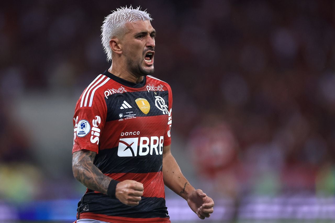 Giorgian de Arrascaeta le dio vida a Flamengo en la Recopa Sudamericana.