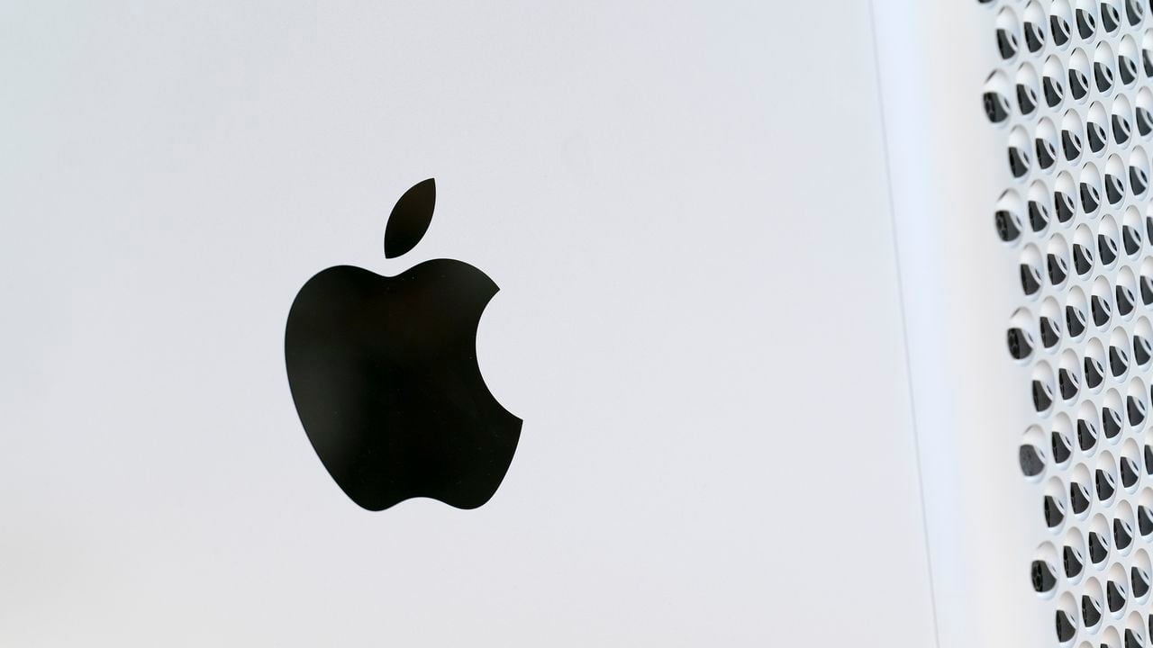 The Apple logo. (AP Photo/Mark Lennihan)