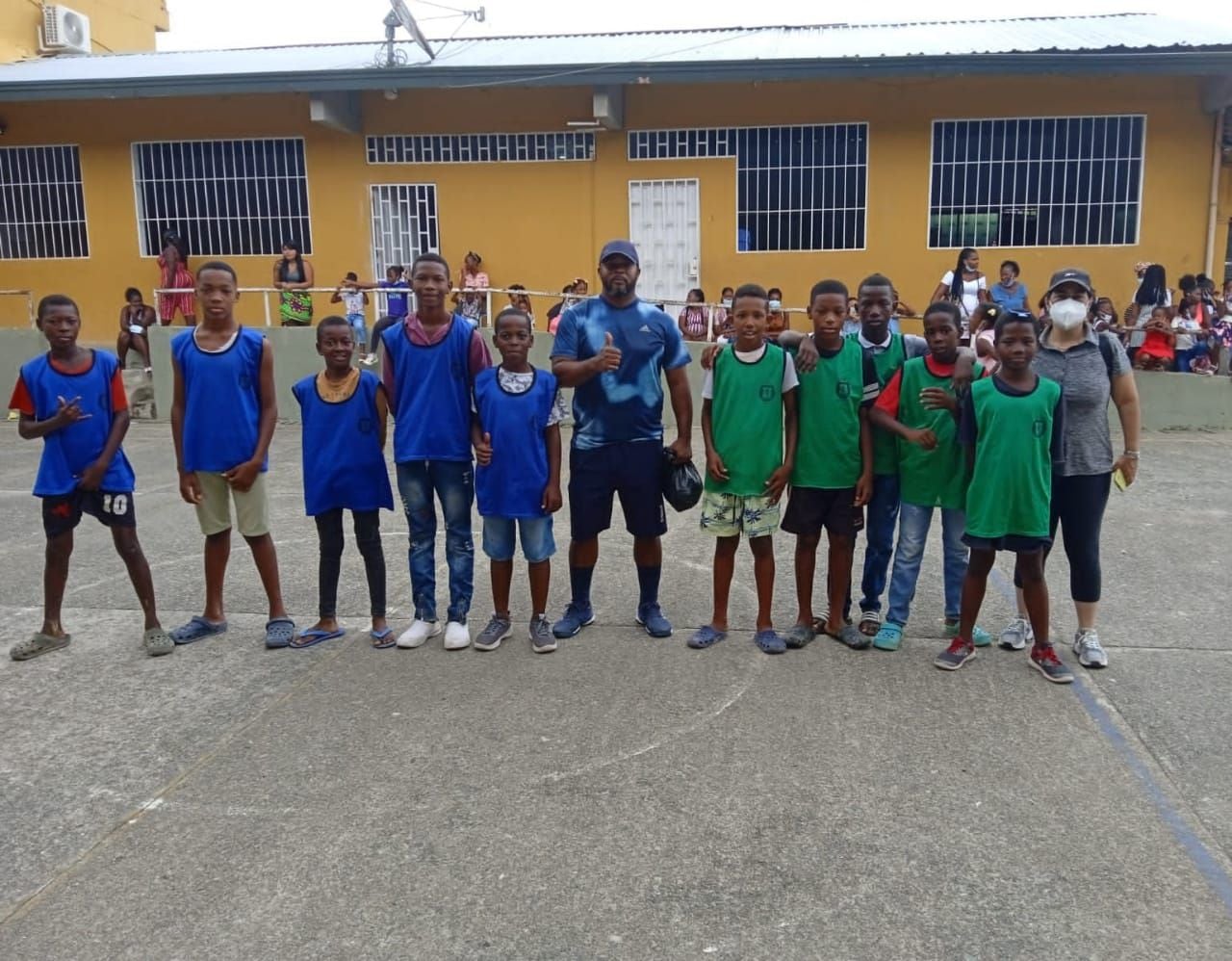 Fasema, fundación de Tenis de campo en el Chocó. Fundada por Fabio Serna Machado ha ayudado a más de 3 mil niños en una zona vulnerada del país.