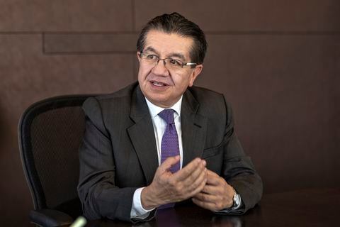 Fernando Ruiz. Ministro de Salud.
Bogotá Febrero 10 de 2020.
