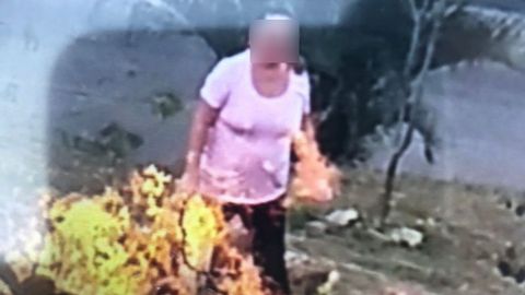 Una mujer fue detenida cuando, al parecer, quemaba los cerros de Cali.