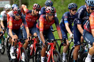 Egan Bernal se encuentra entre los 20 mejores del Tour de Francia.