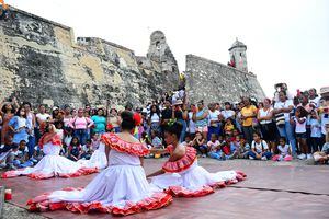 Muestras culturales en el Castillo San Felipe de Barajas.